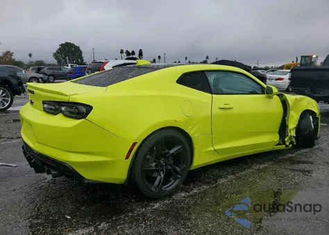2021 Chevrolet Camaro Lz z USA, uszkodzony, nr VIN 1G1FF1R73M0139102
